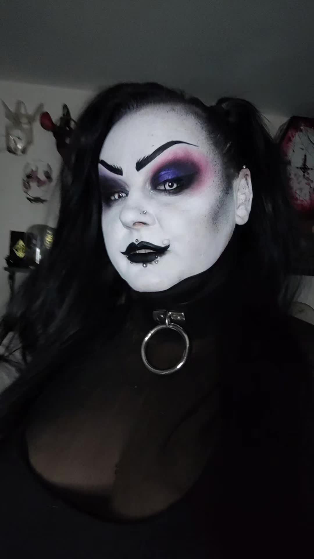 @Michaela_Shadow