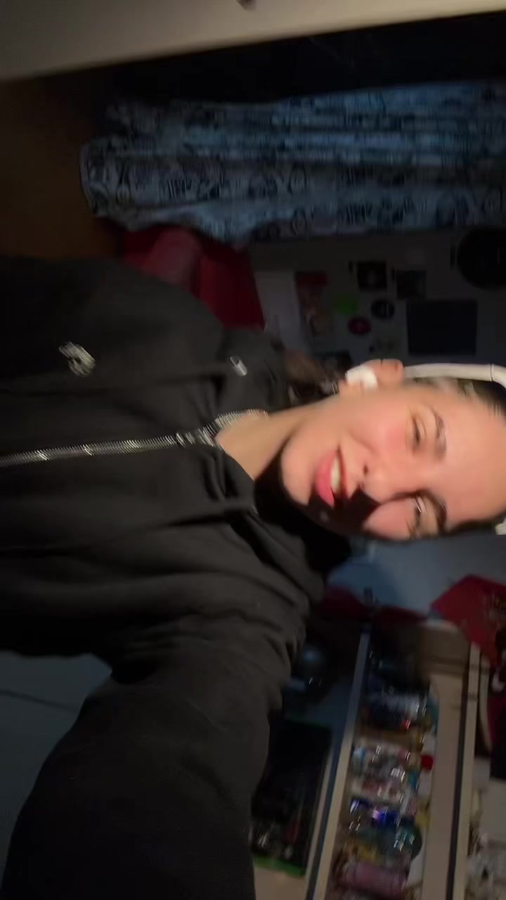 @Alikakiiii