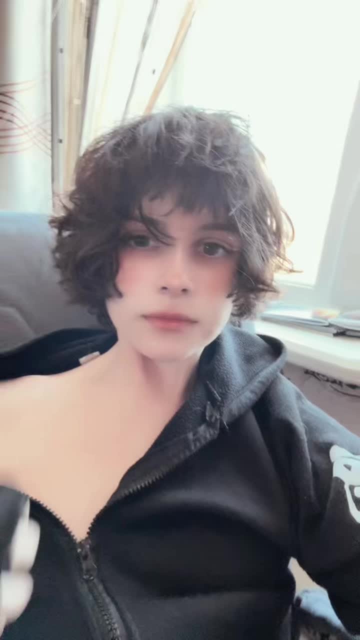 @ᴛɪꜰ🤍
