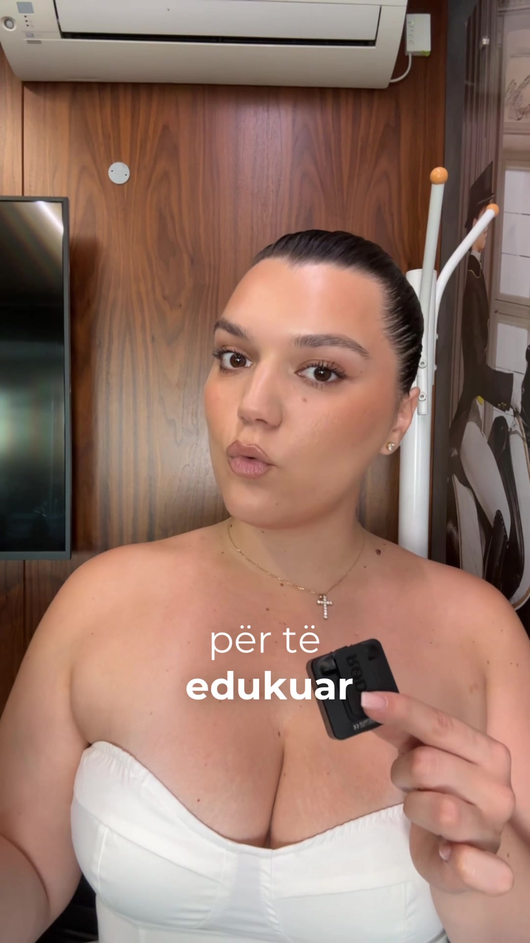 @akanjakoro