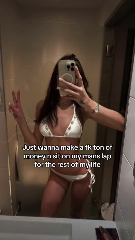 @Moo