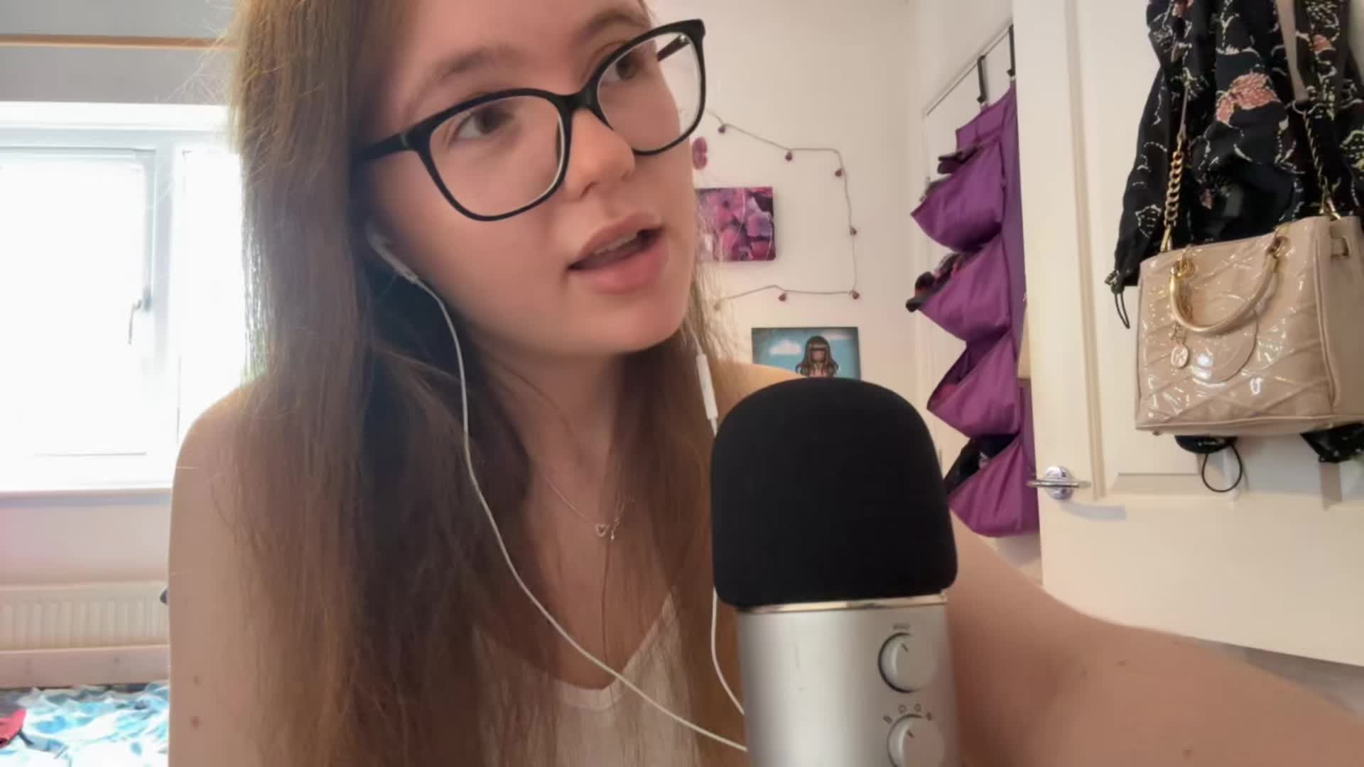 @Rebecca🪼