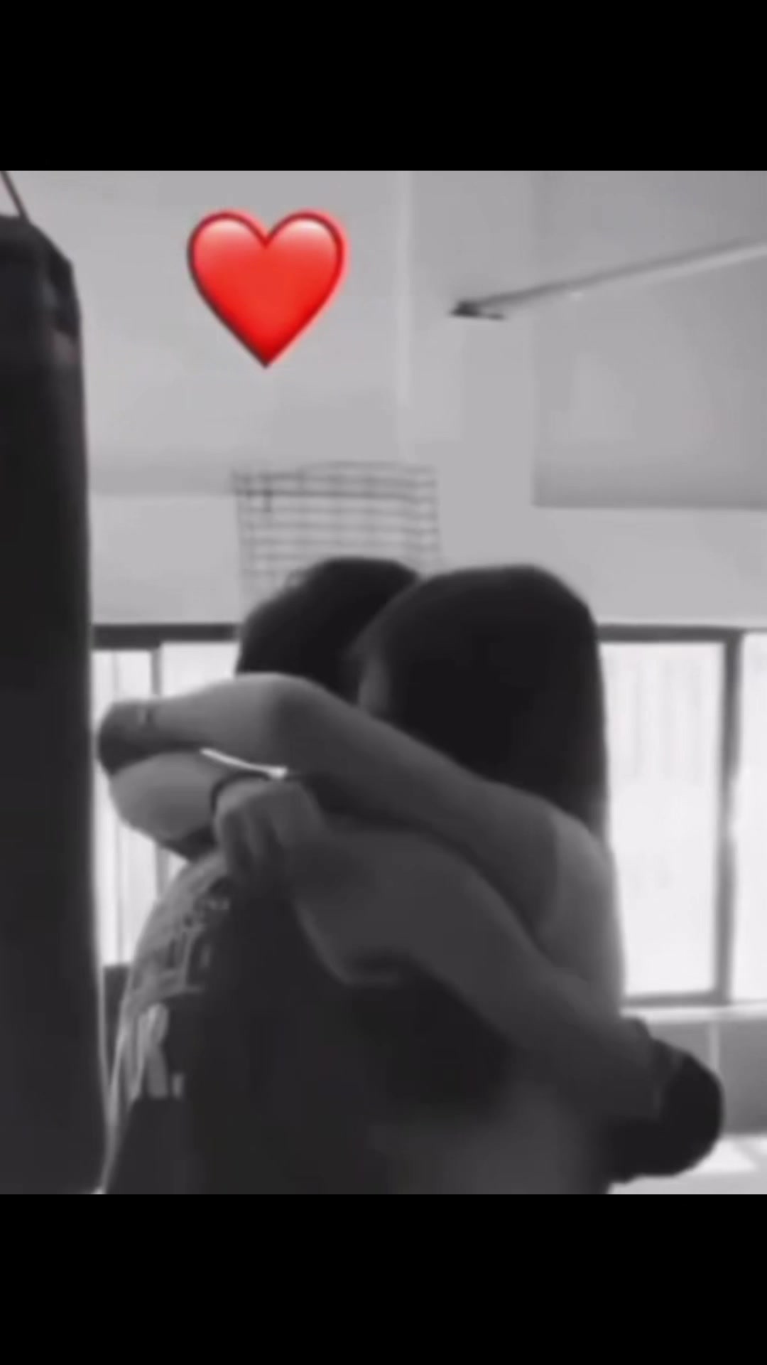 @𝖇𝖗𝖔𝖐𝖊𝖓 𝖍𝖊𝖆𝖗𝖙 ❤️&zwj;🩹