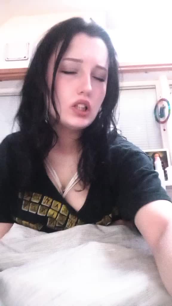 @e