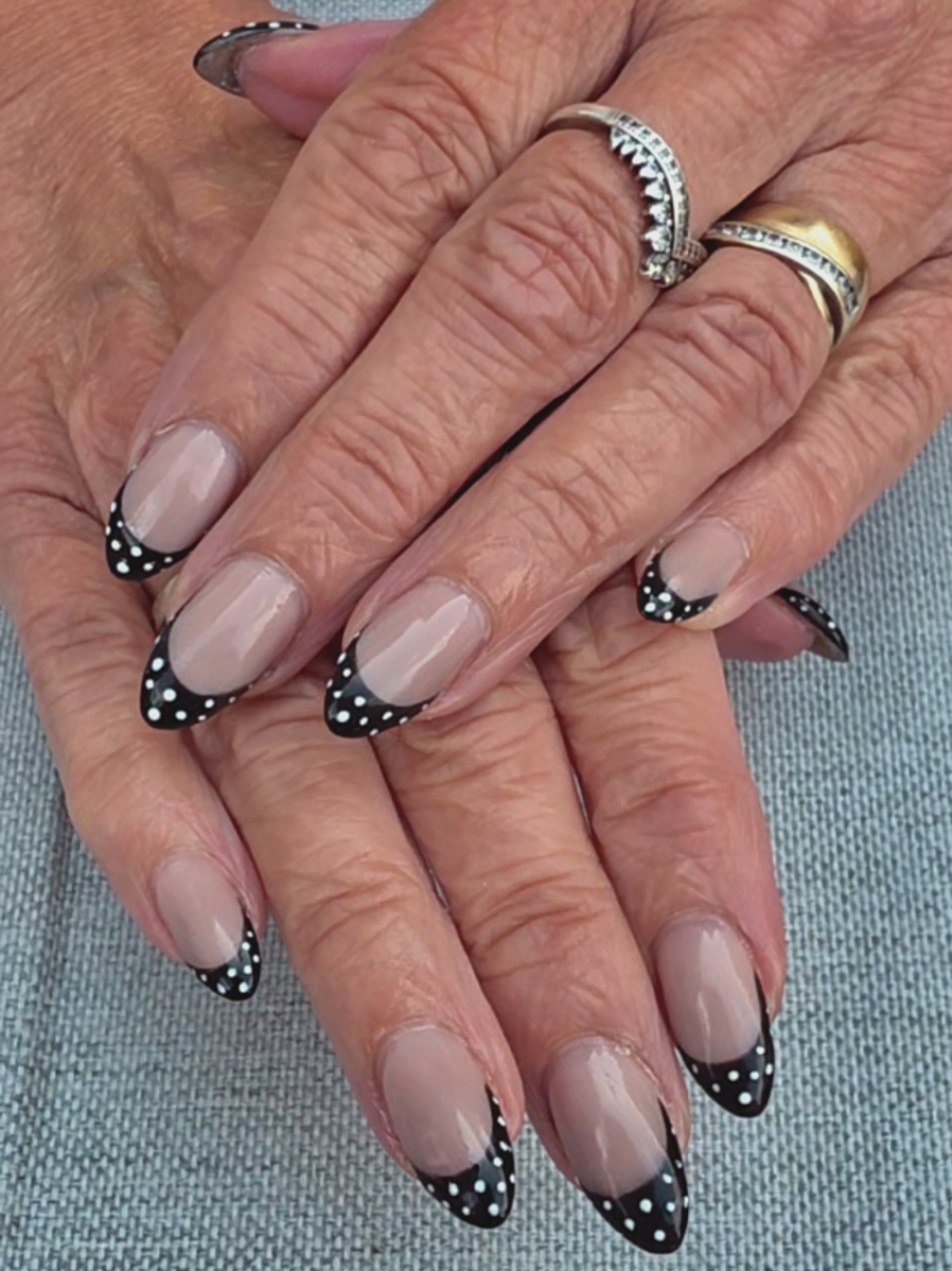 @Nailsbyrachel323