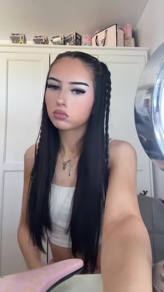 @niamhᥫ᭡&rsquo;
