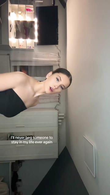 @adelkaa😻