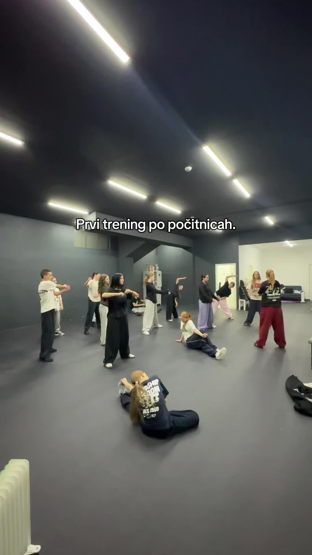 @M-dance.si