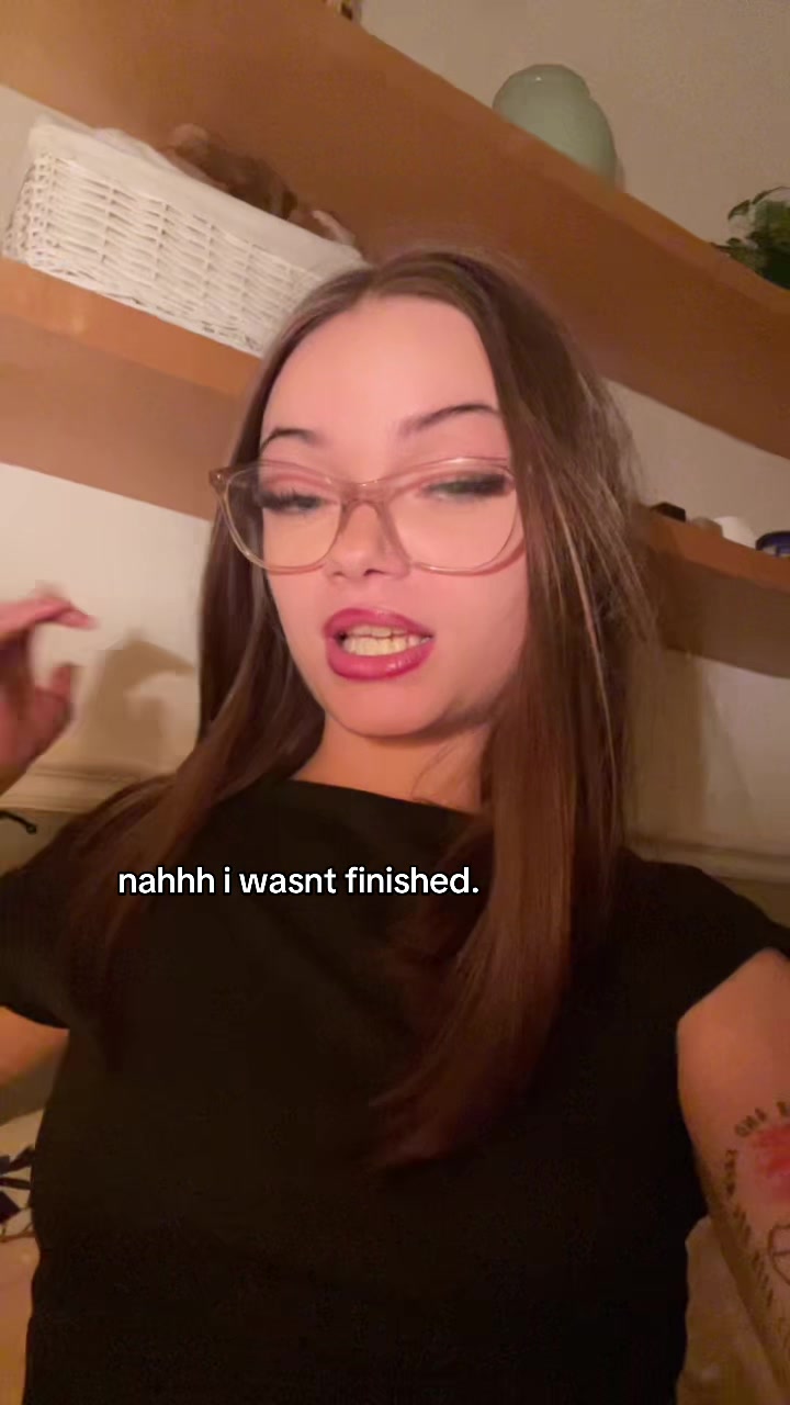 @yaneena