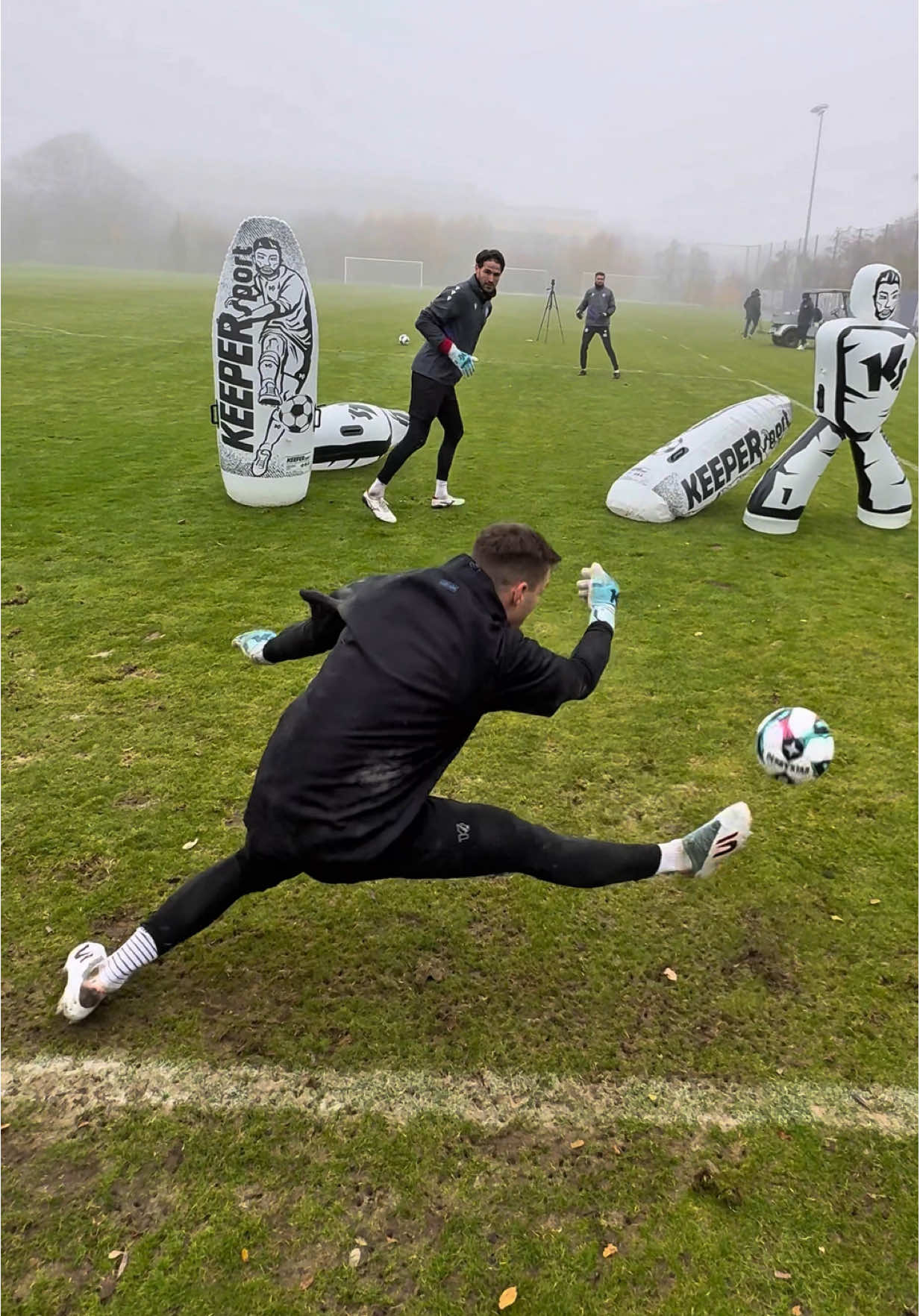 @FT_Goalkeeper