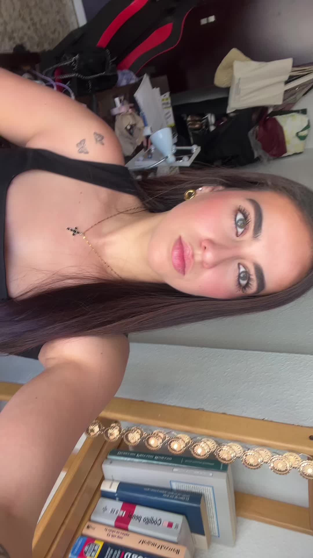 @nayeli