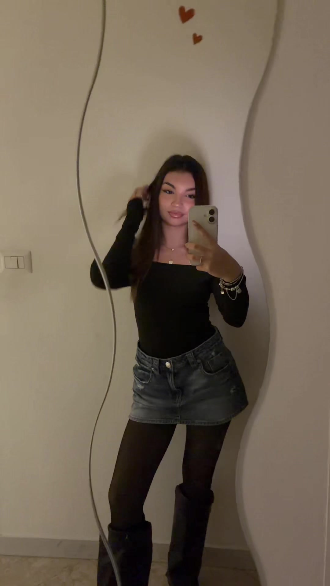 @𝟐𝟏