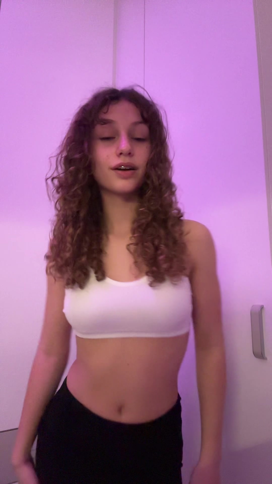 @🧟♀️