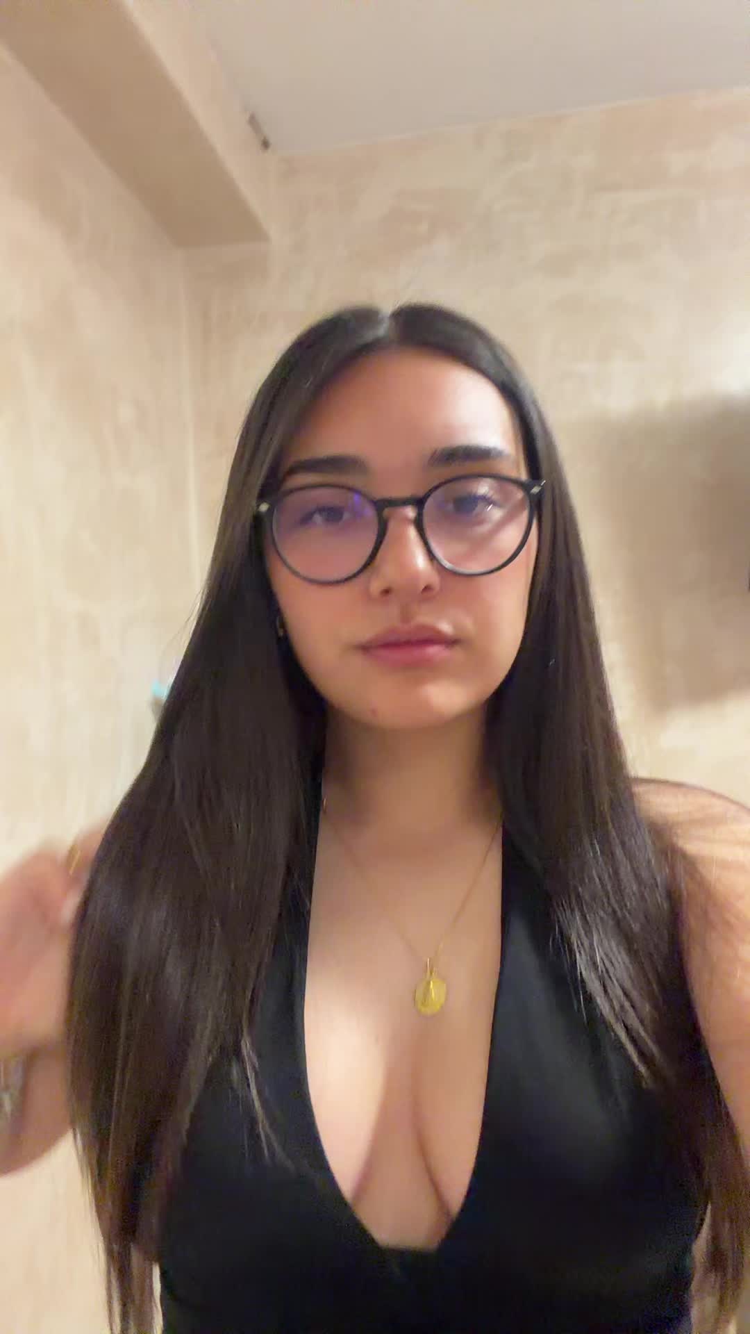 @Elena Otero