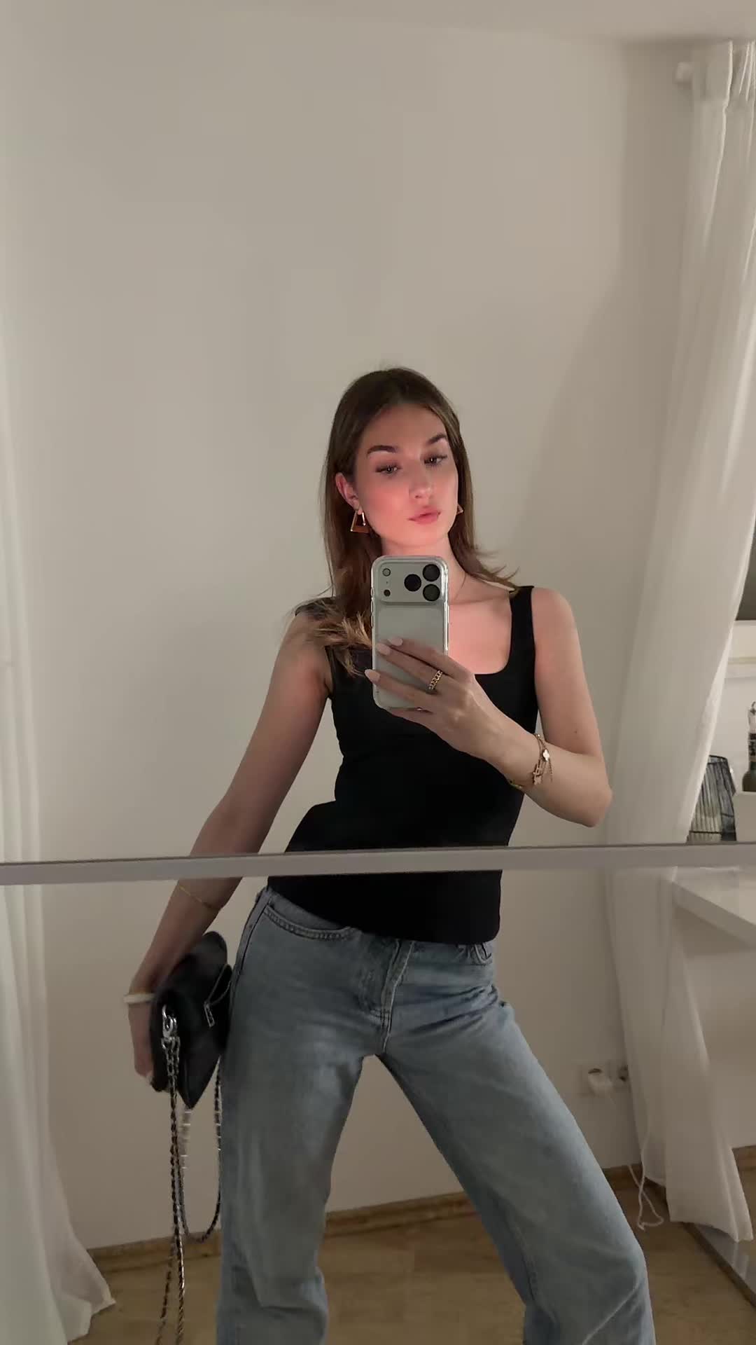 @KLARA