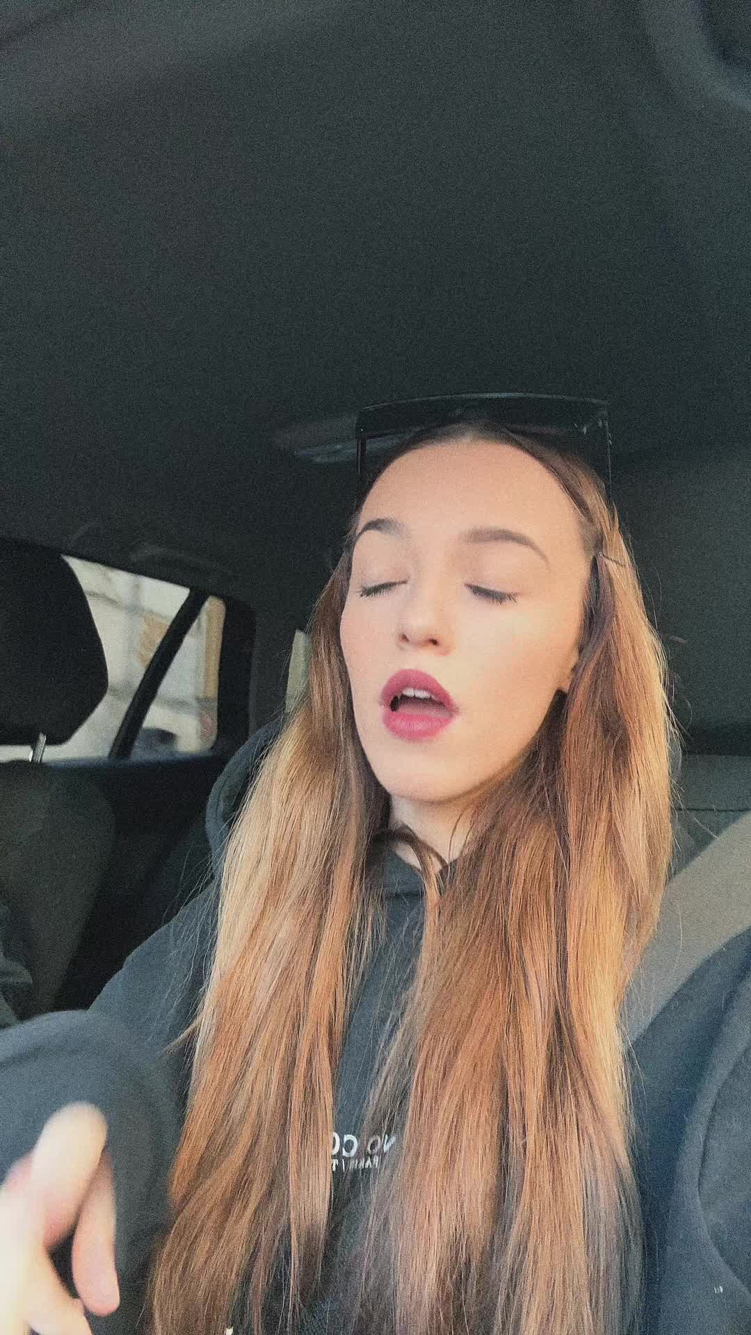 @_Nikkaa_20