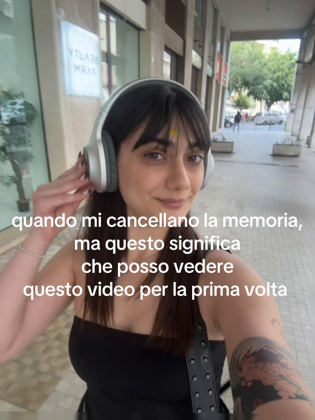 @Lauræn