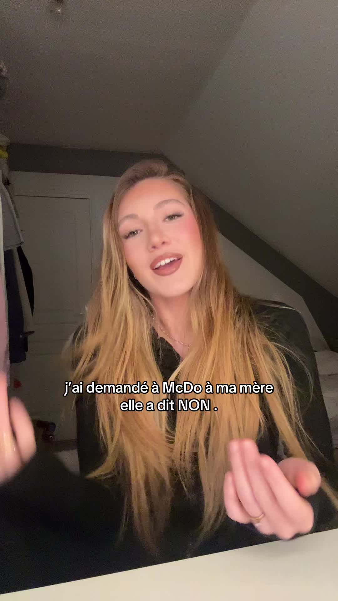 @✰