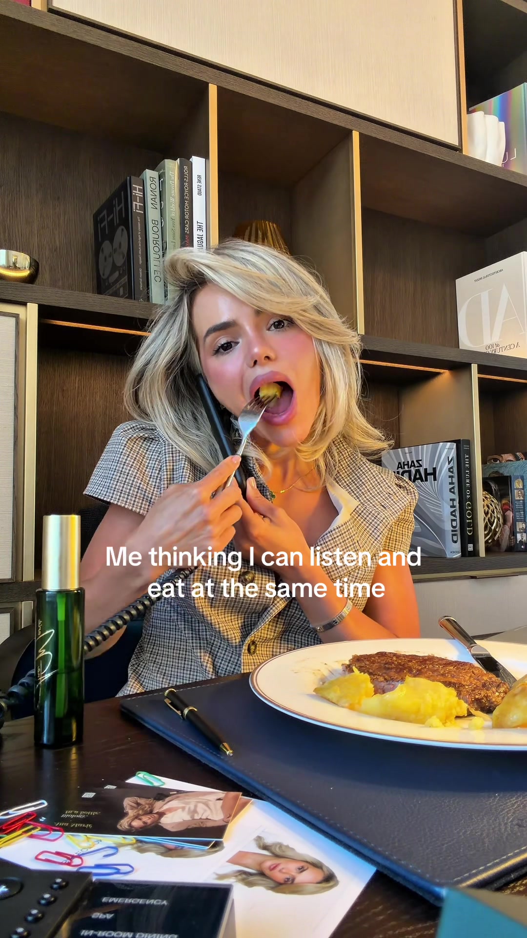 @AnaMarie