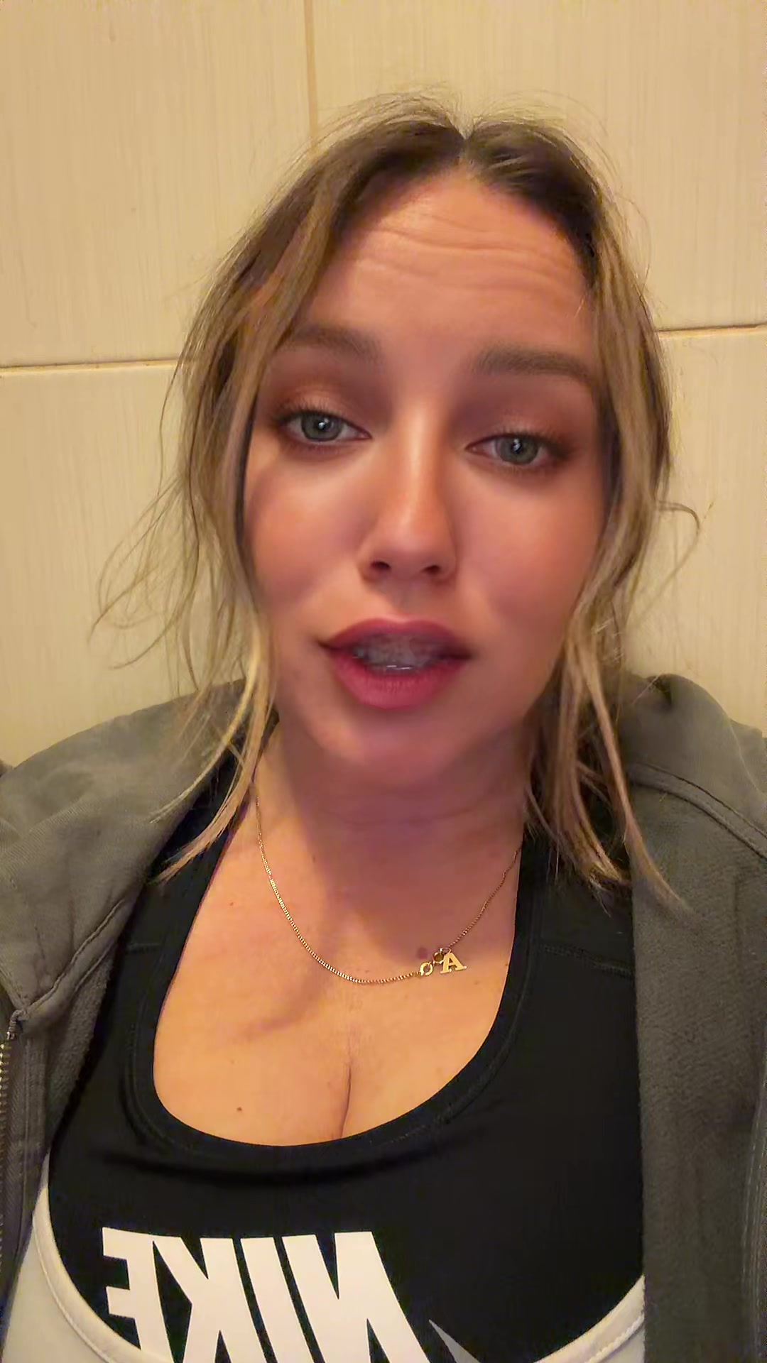 @Ana-Marija Časar Hri