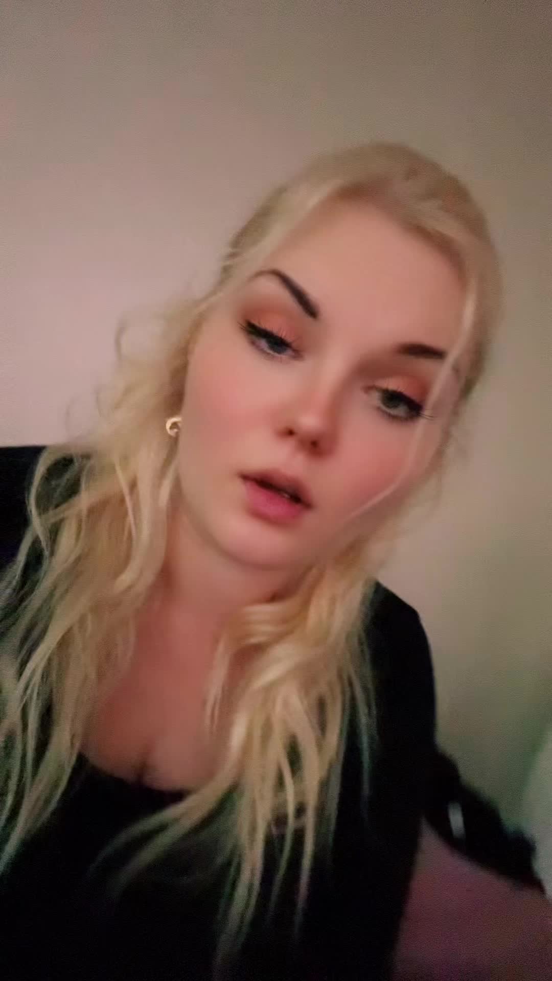 @_Janina_
