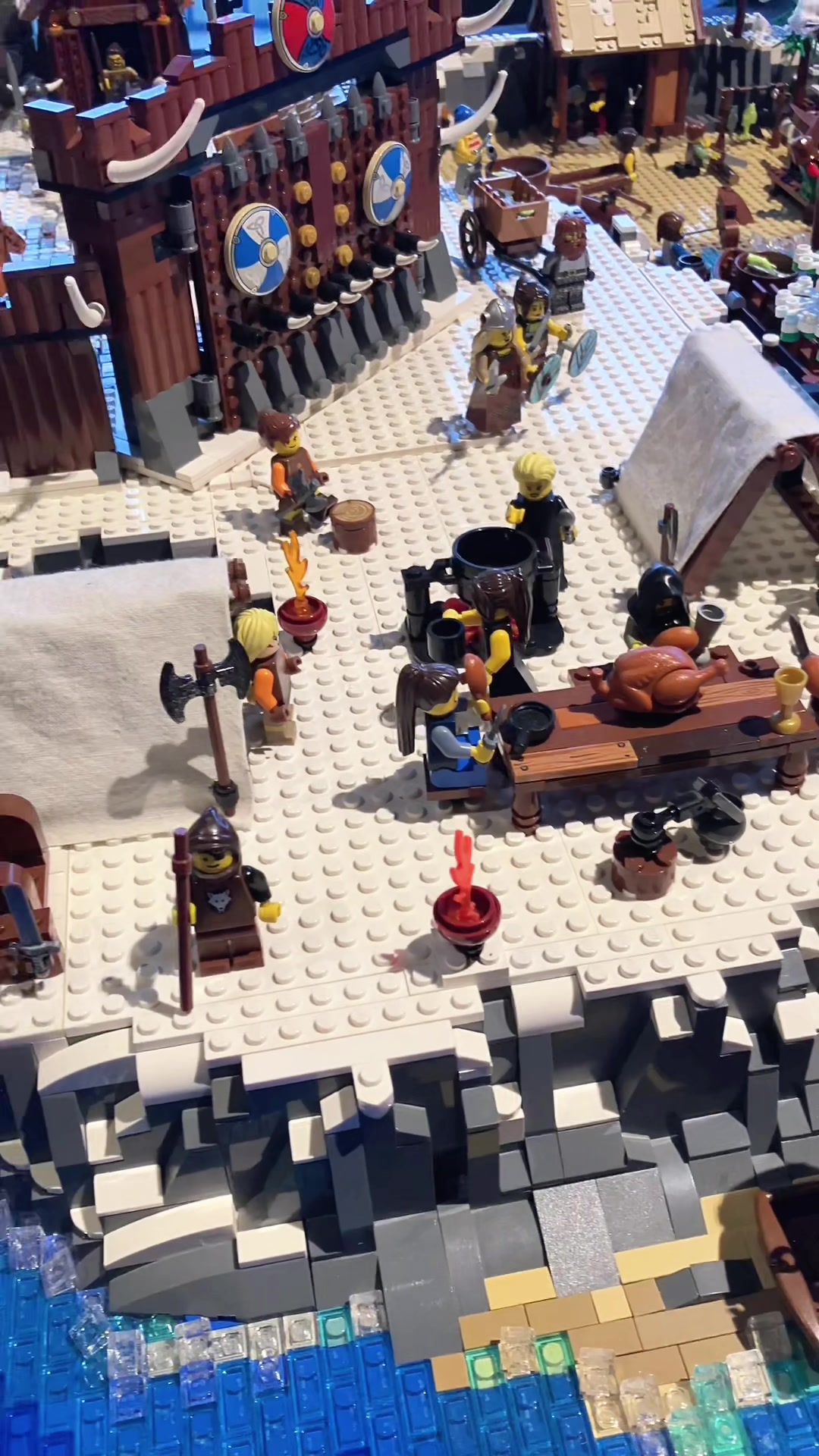 @LuxBricks