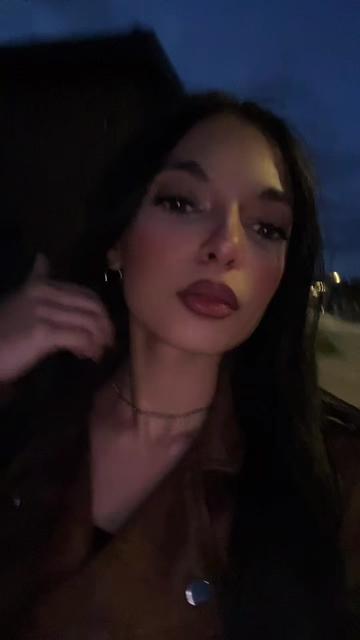 @L I L Z Z Y