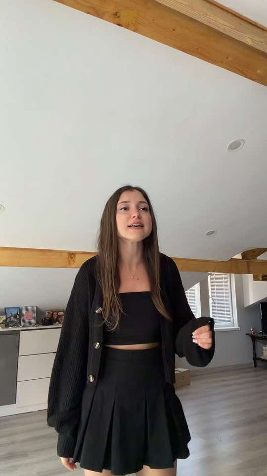 @Nelina