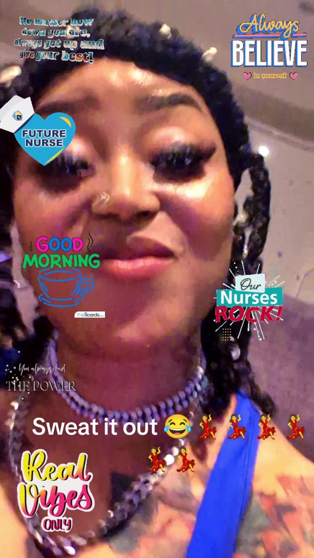 @ARKPOSNIKE MARIAM (AMG)