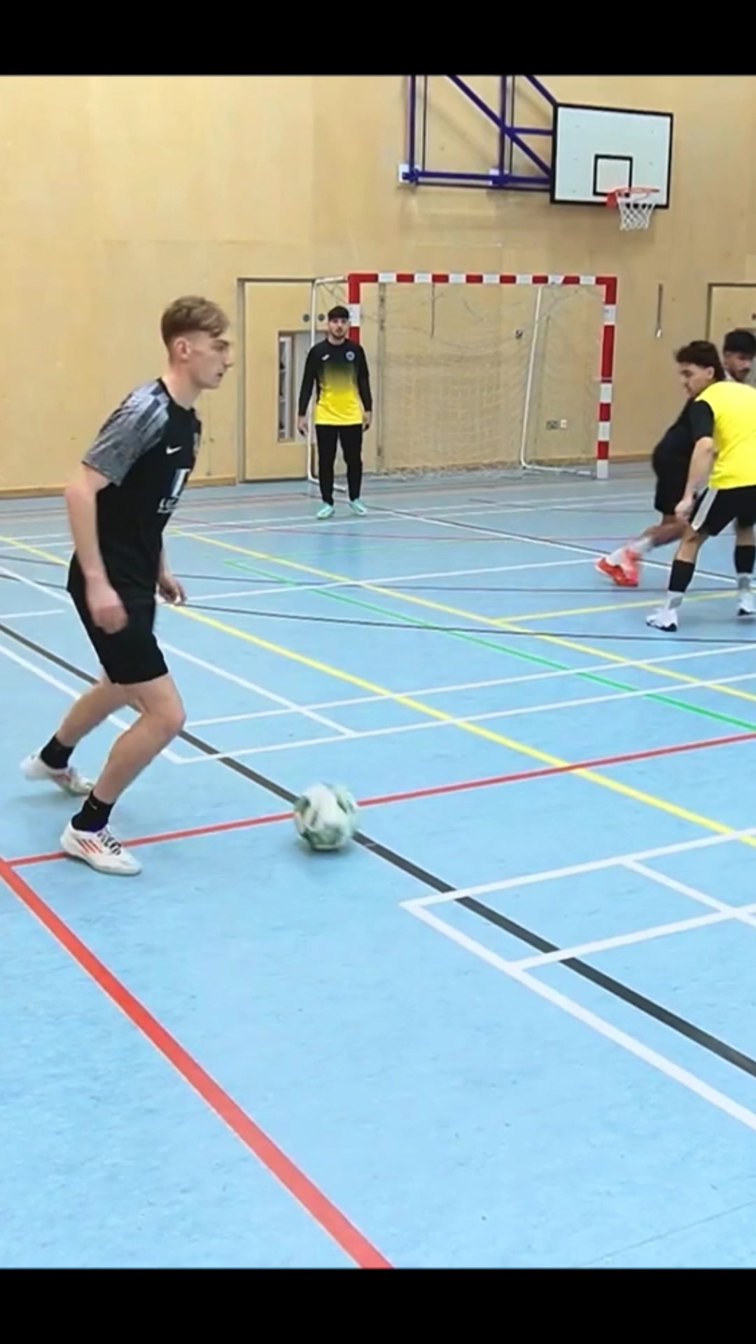 @⚽️ London Futsal League ⚽️