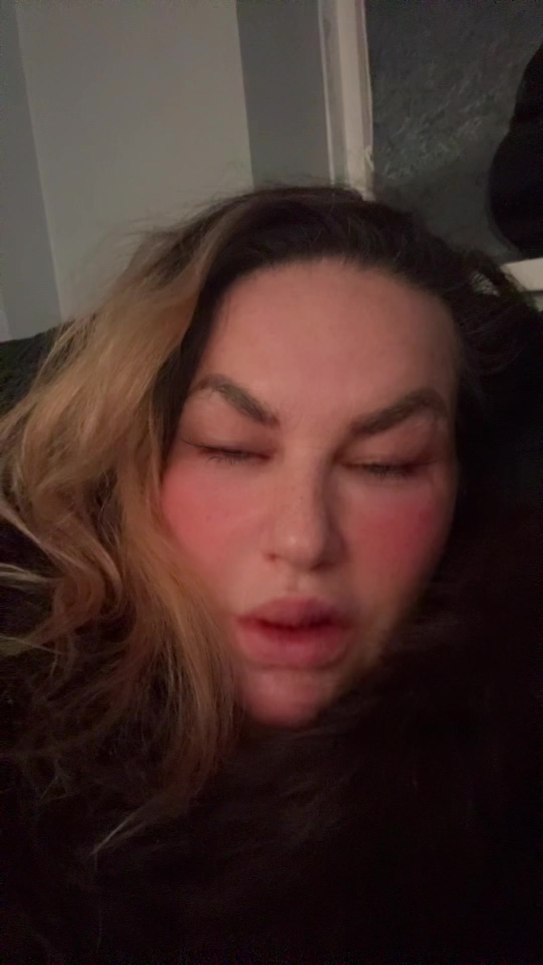 @rozzisarmy_