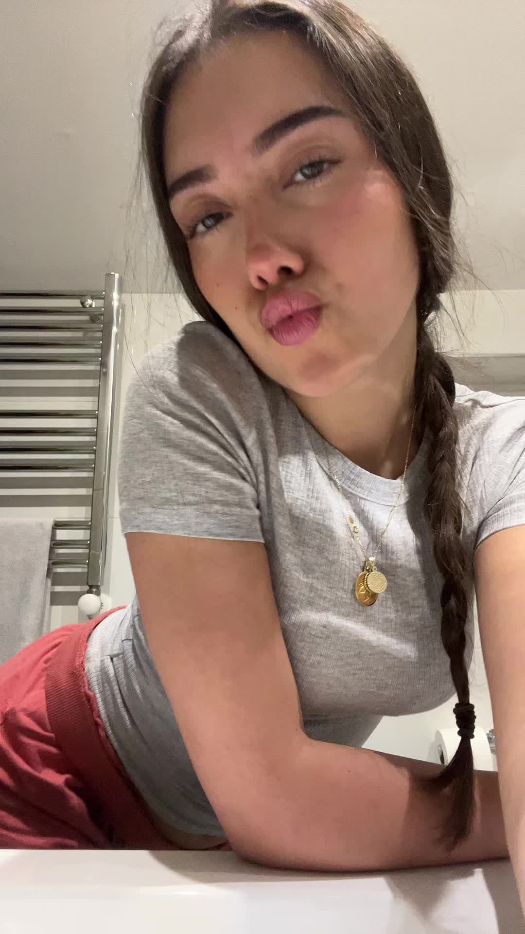 @anita