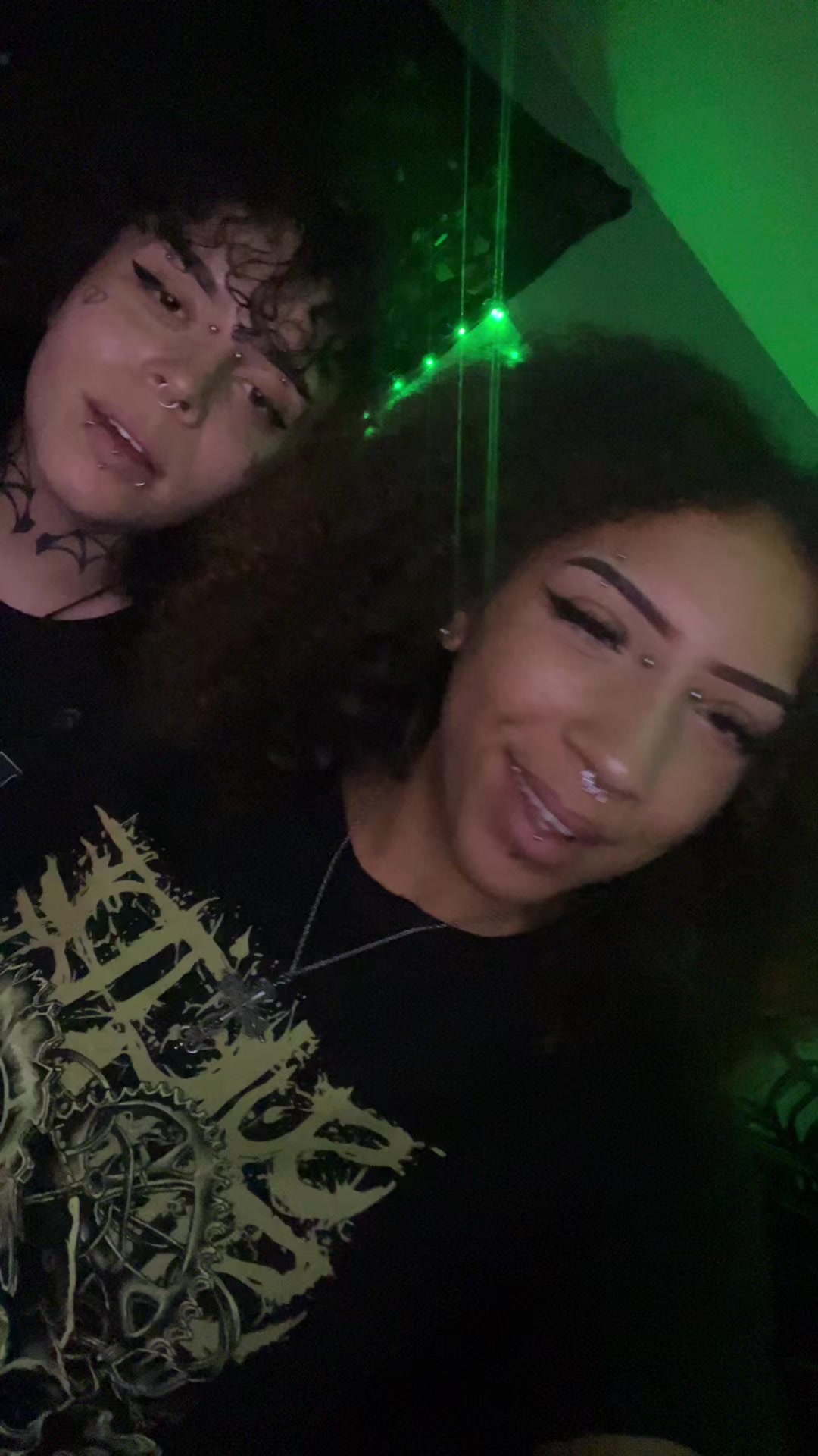 @chlorineeyes4u