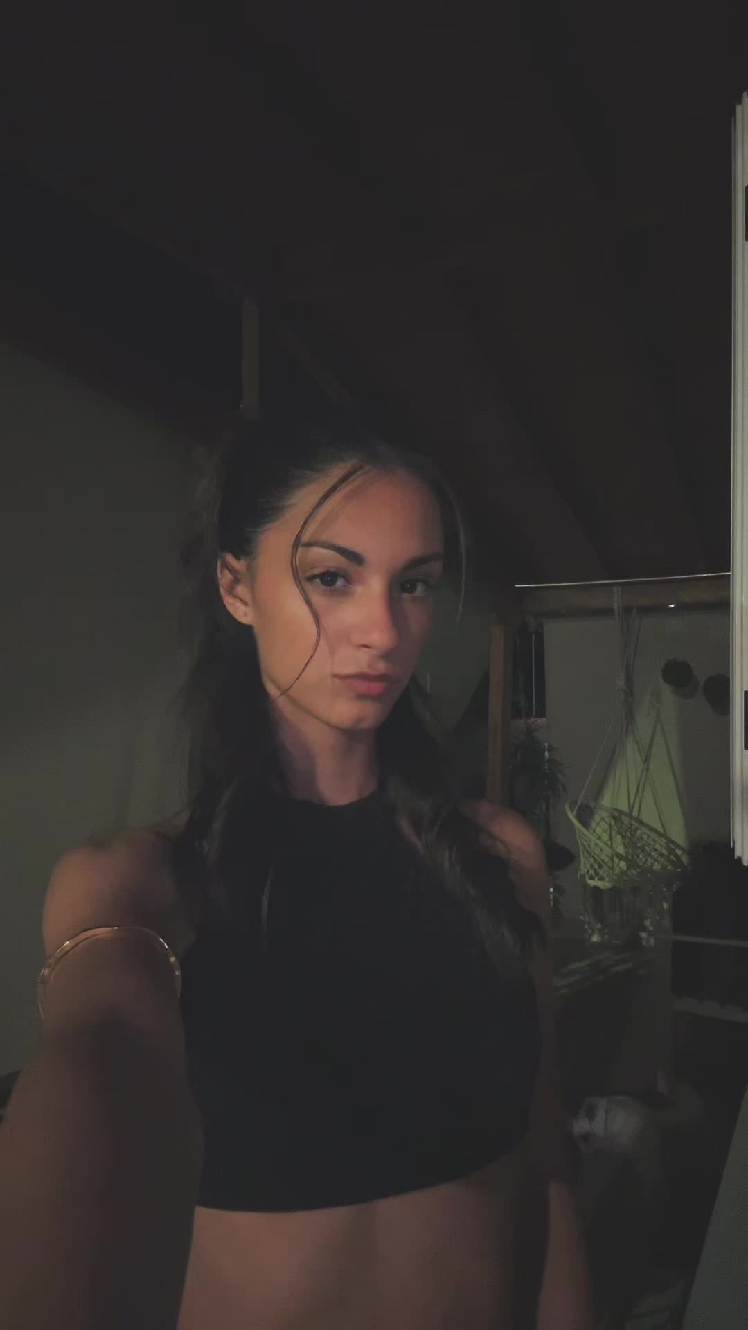 @elena