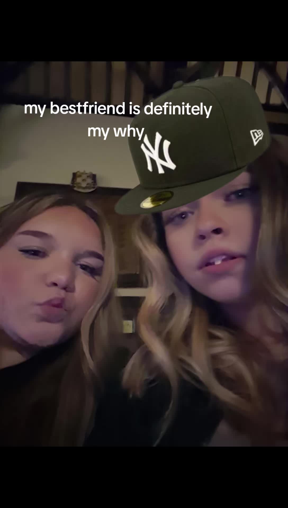@🪽👱♀️
