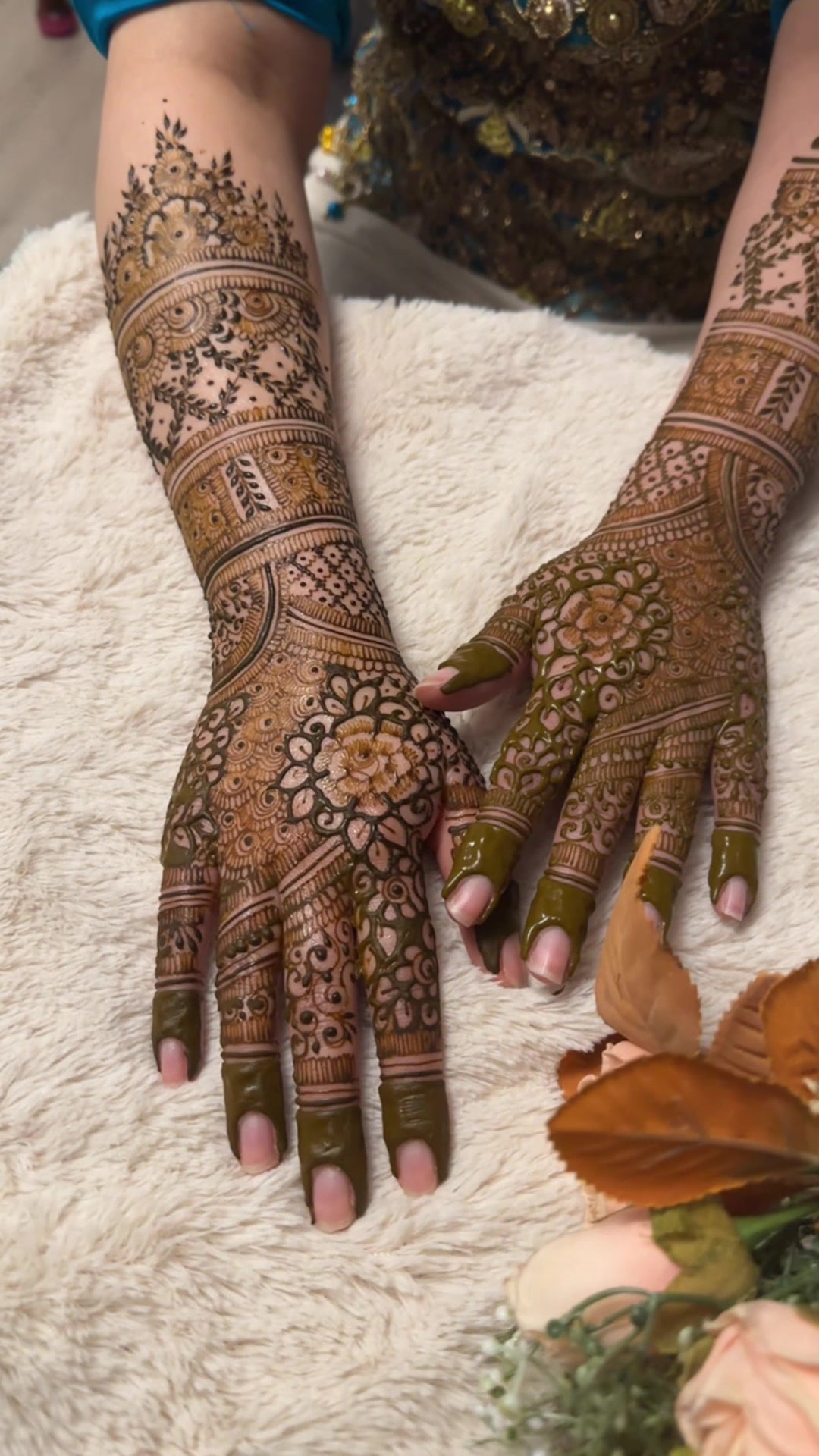@Fiza Mehndi