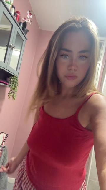 @Littlemysterious🌸🍒
