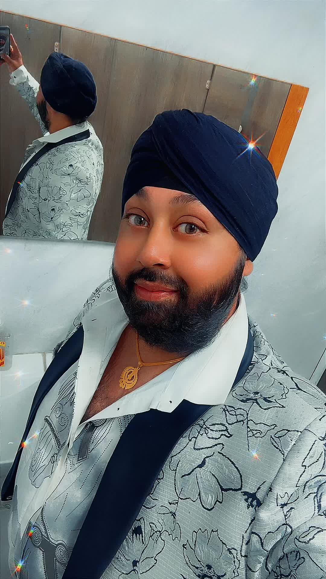@MANIIIIIII