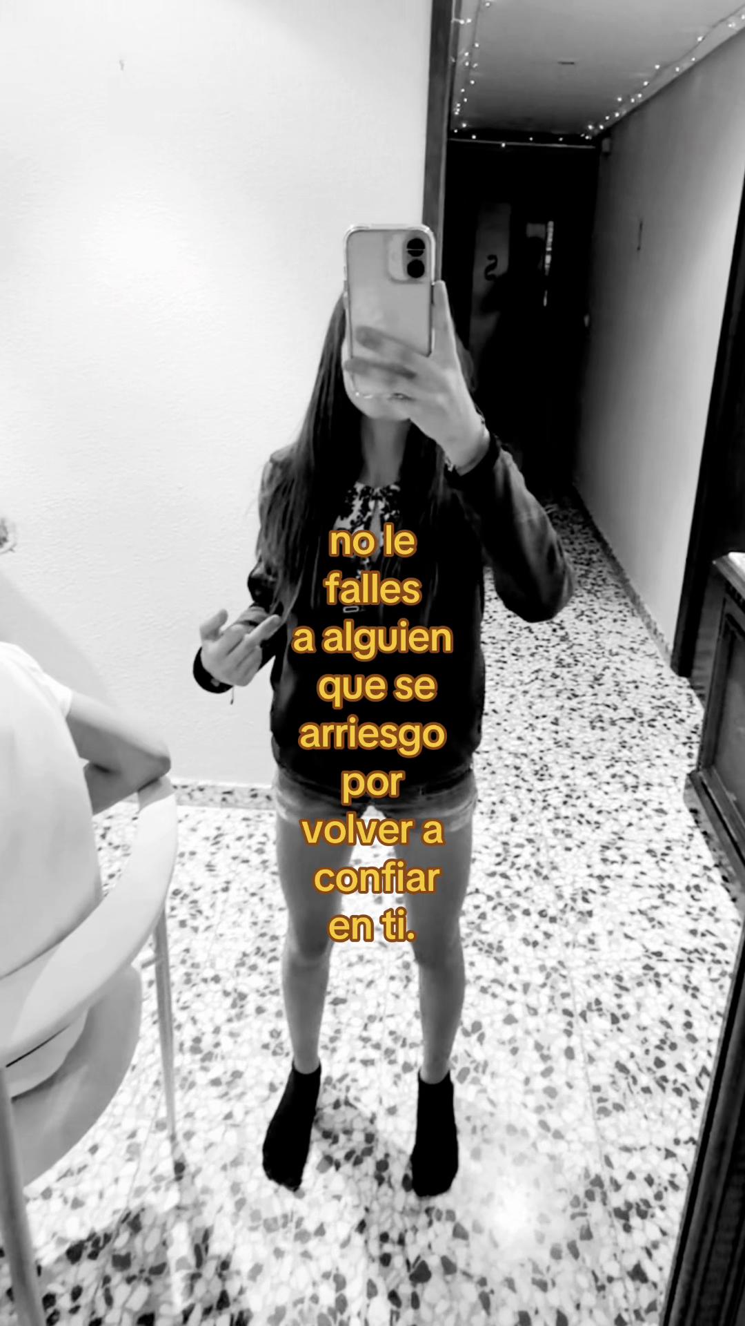 @Ahinaritaa_