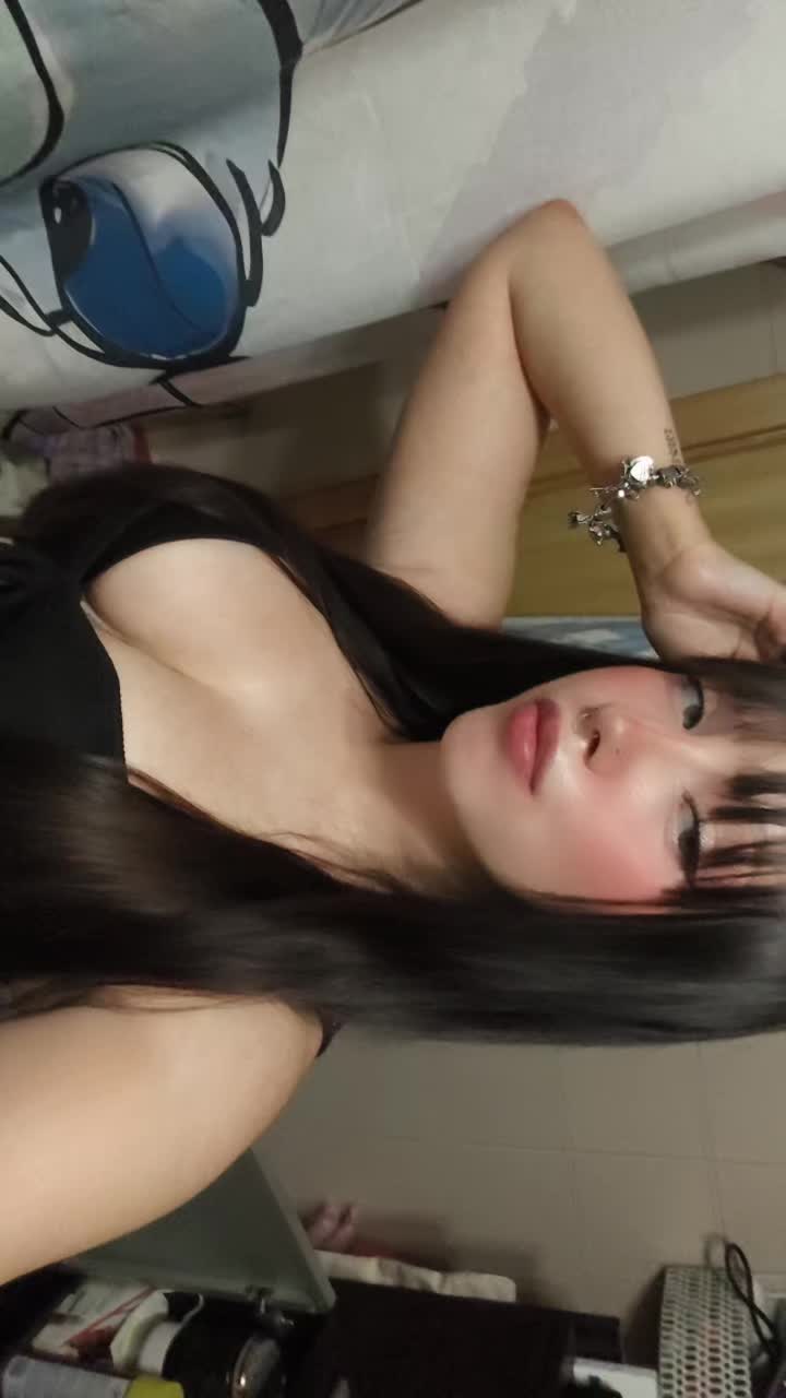 @Laariiiitaaa