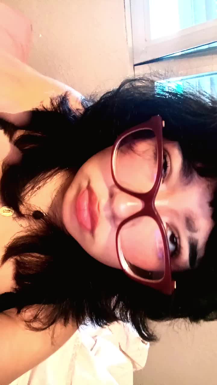 @leonela<3