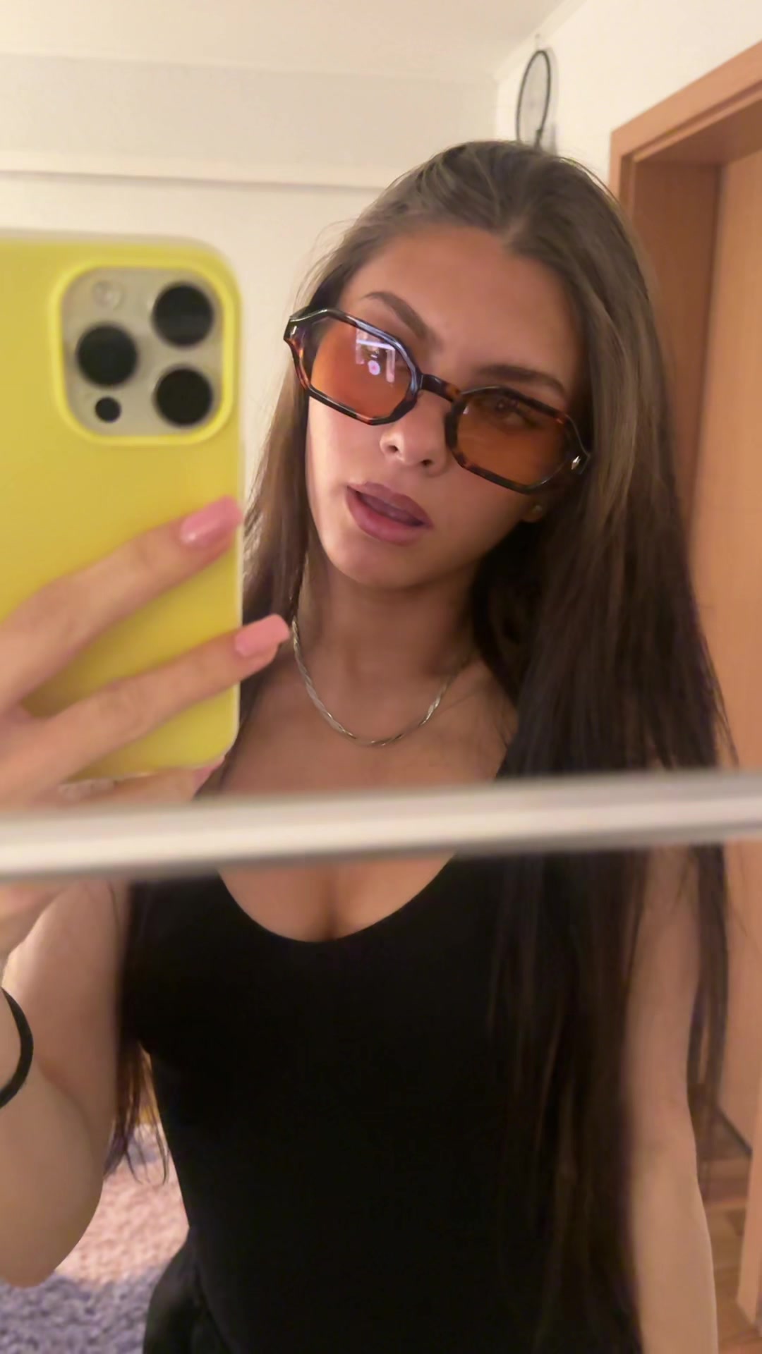 @𝐥𝐮𝐜𝐢𝐬