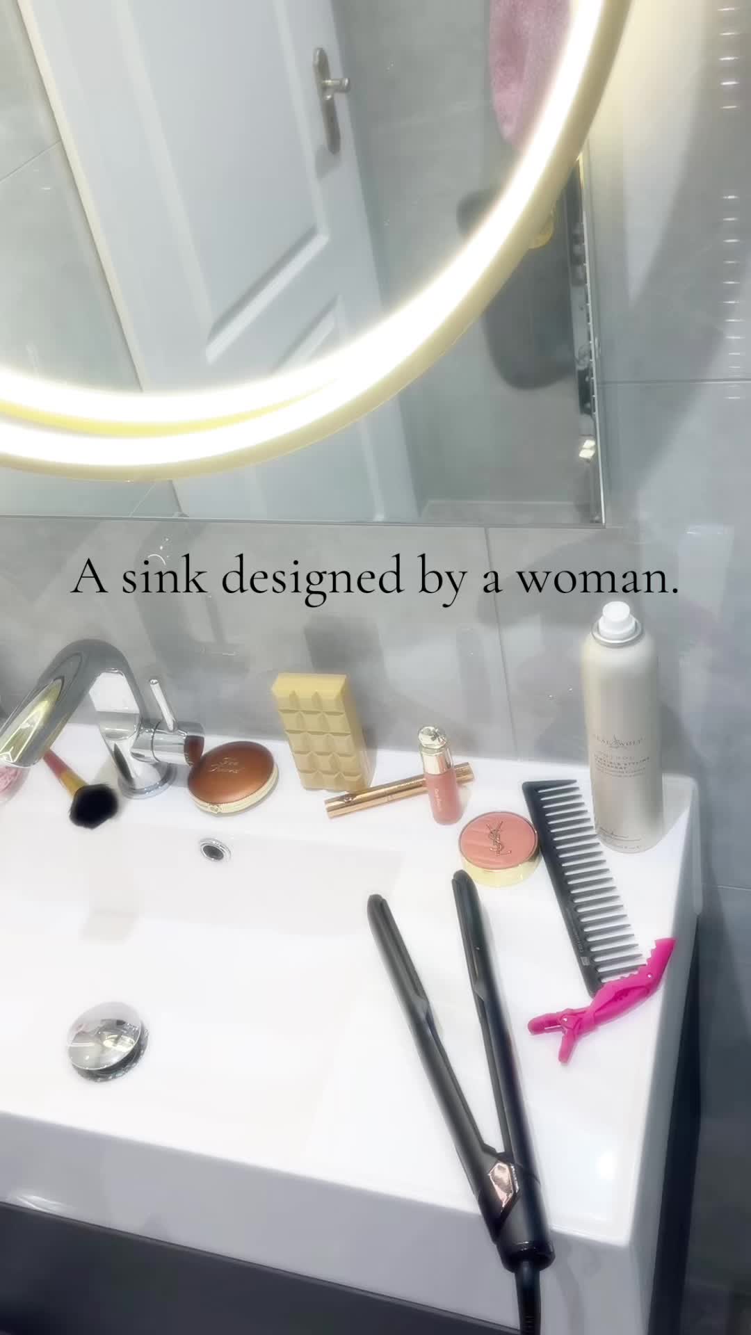 @???