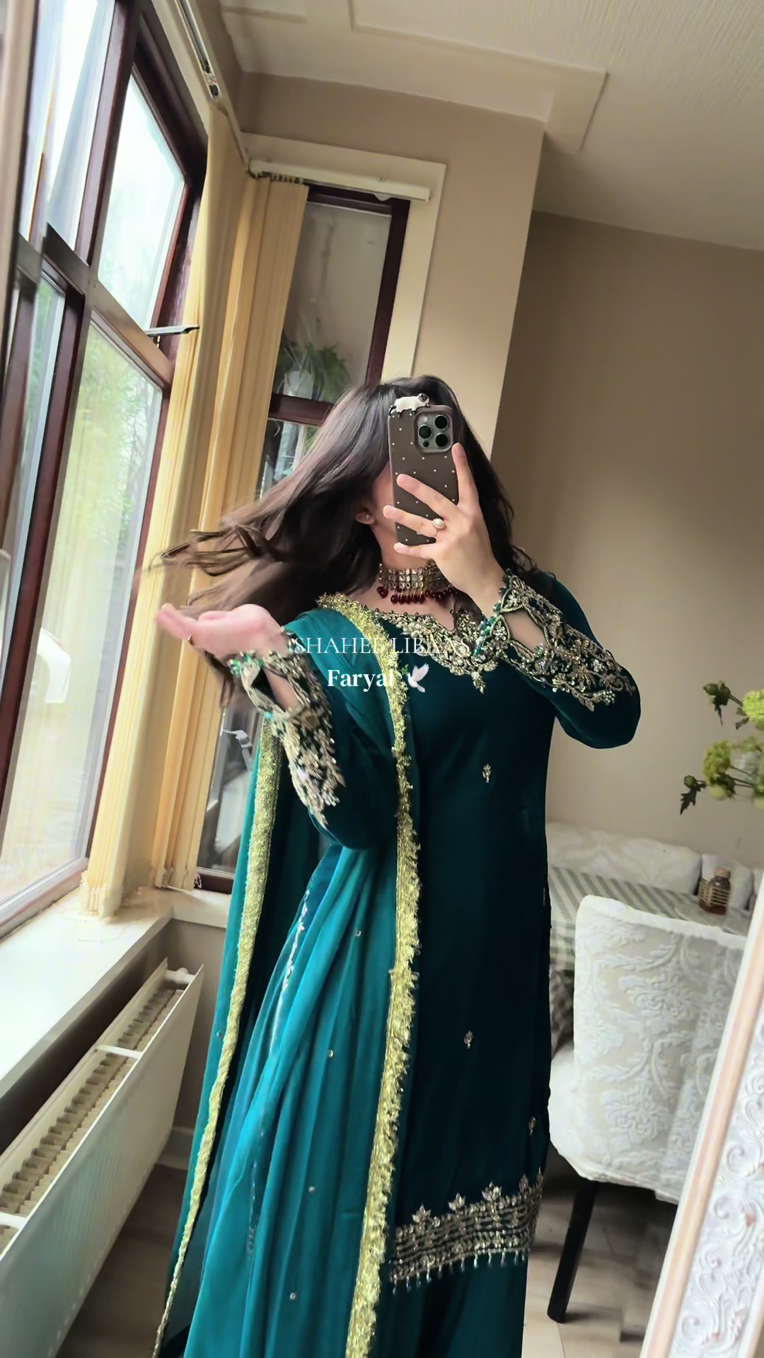 @SHAHEE LIBAAS