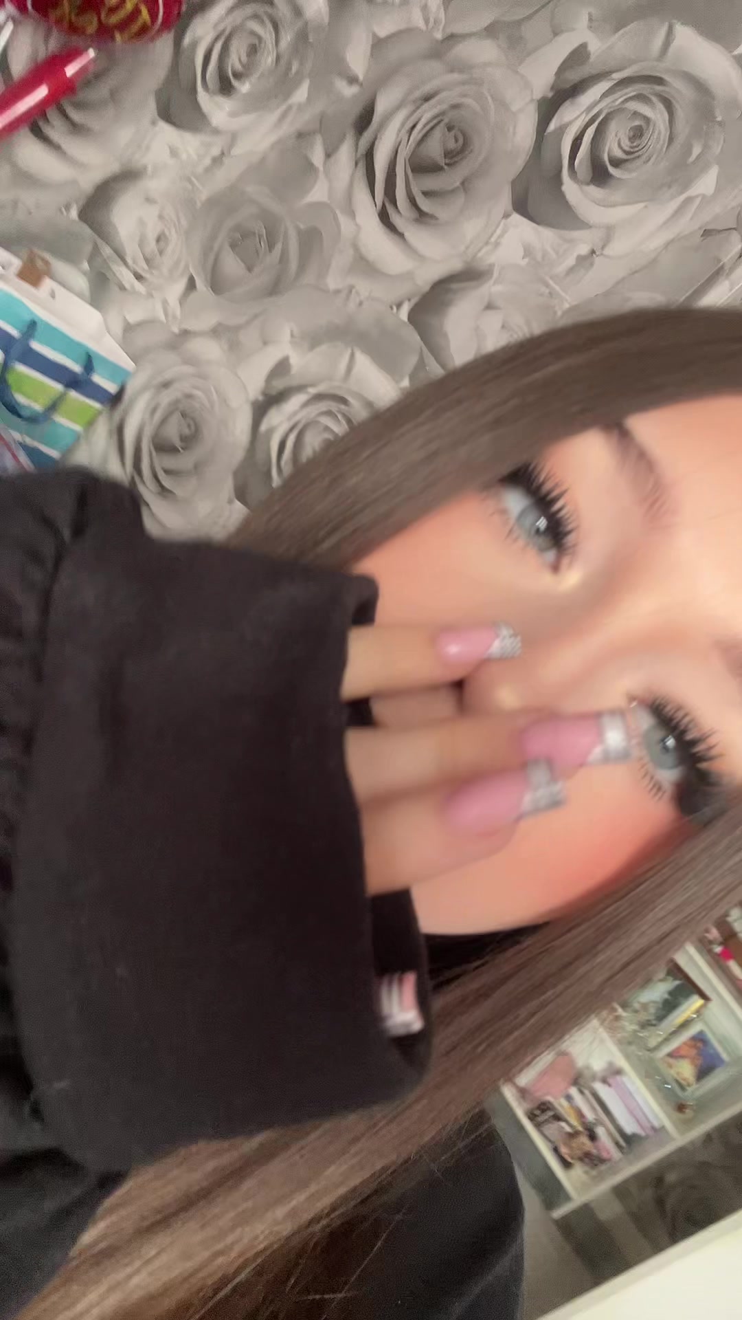 @♕