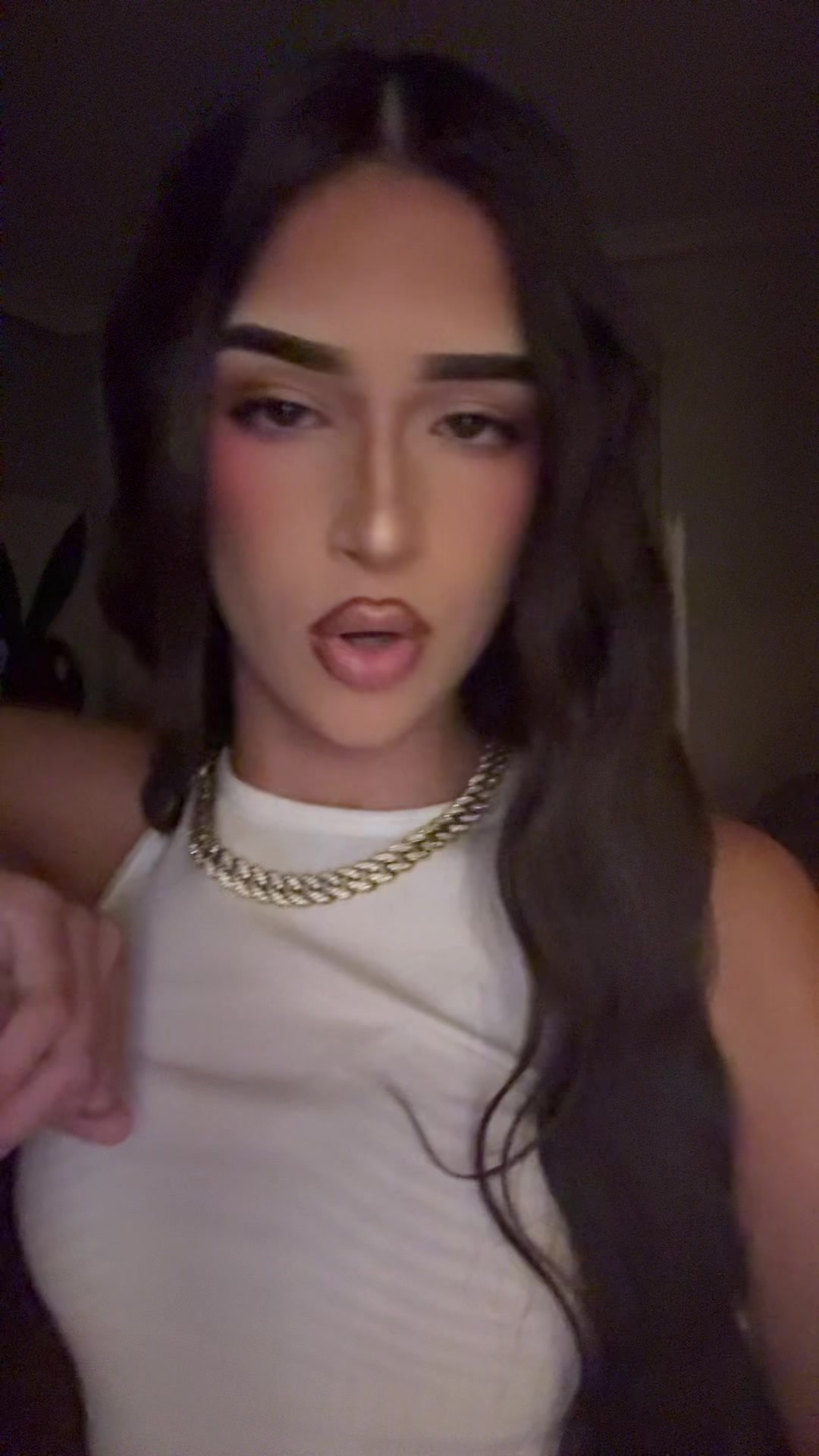 @chloecalvache_