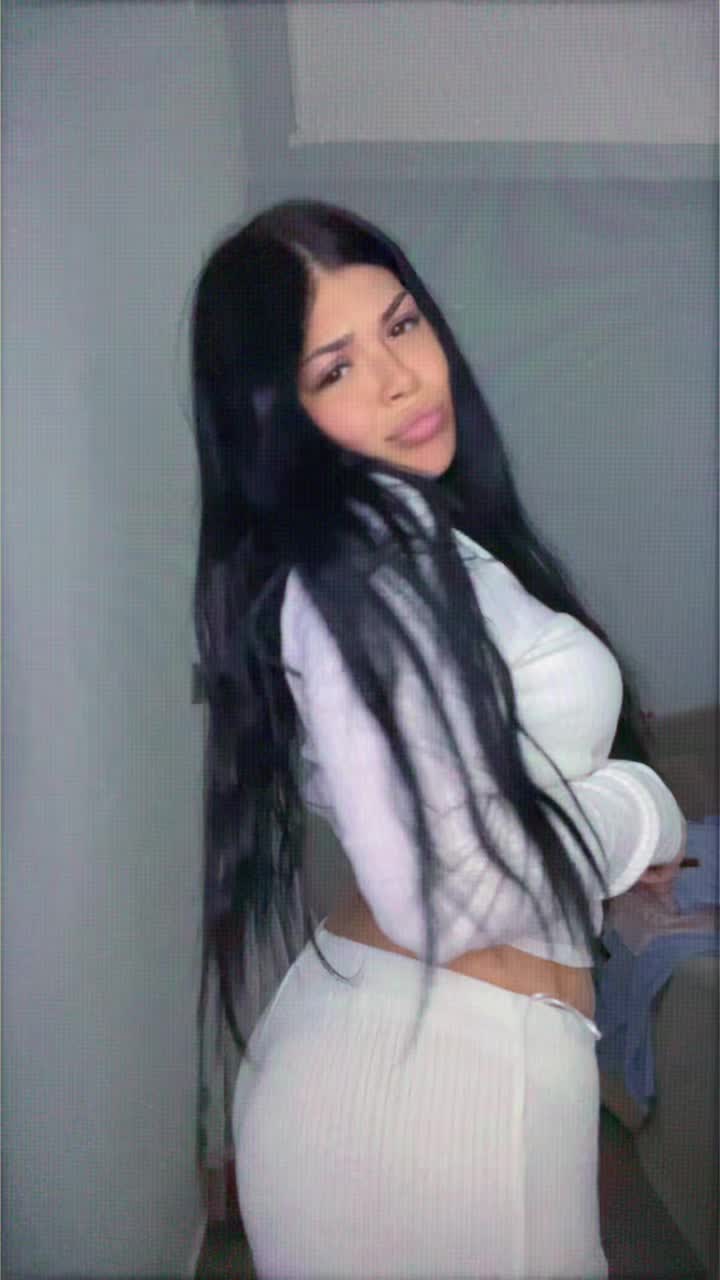 @Tanya_pagano_
