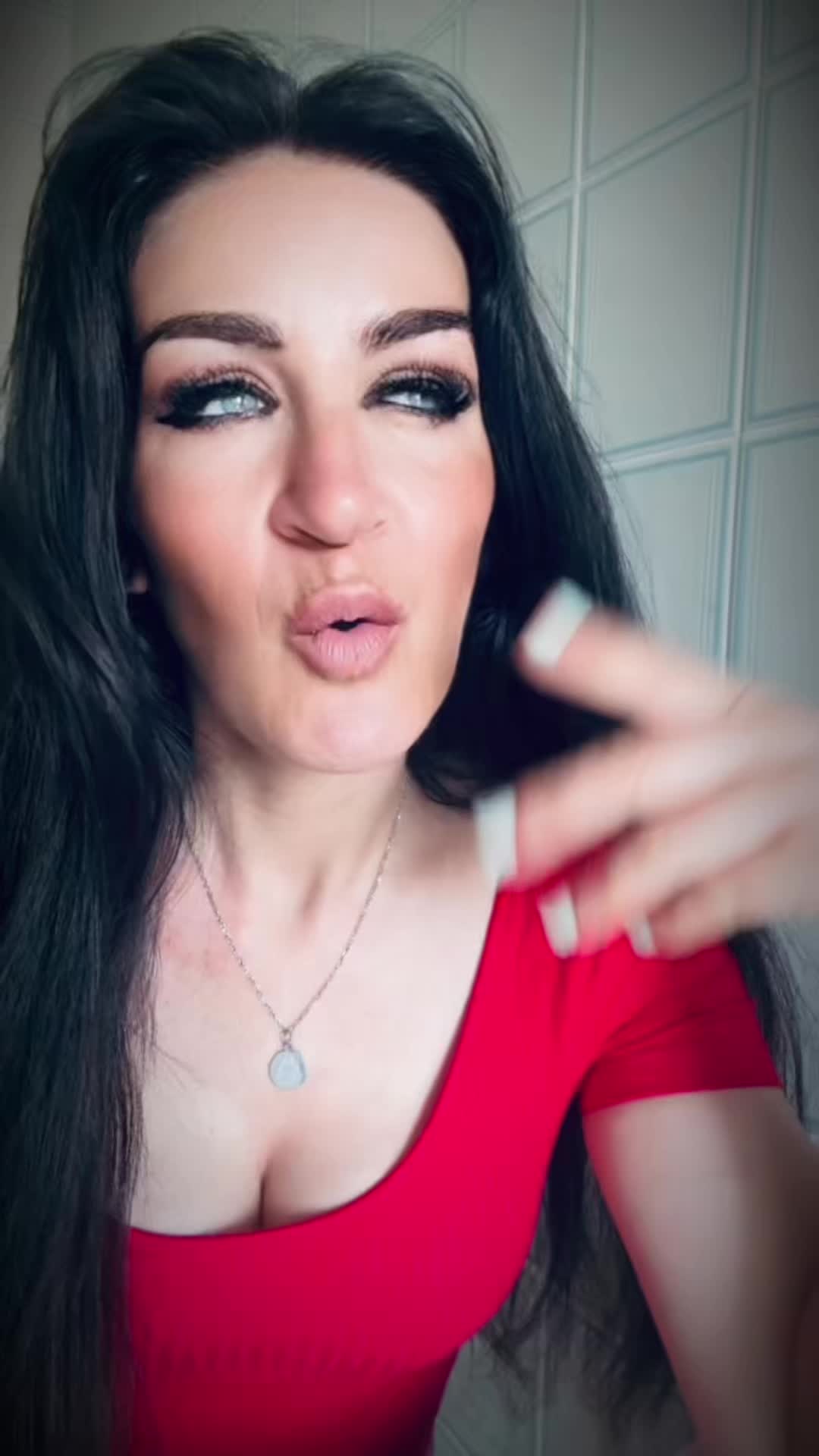 @🐦🔥LEONA GUERRERA🐦🔥