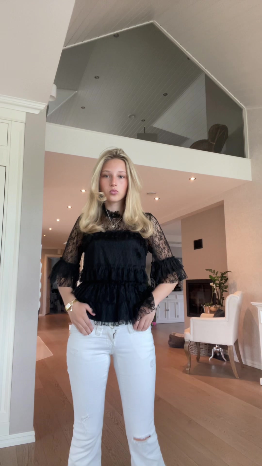 @Nicolineasland