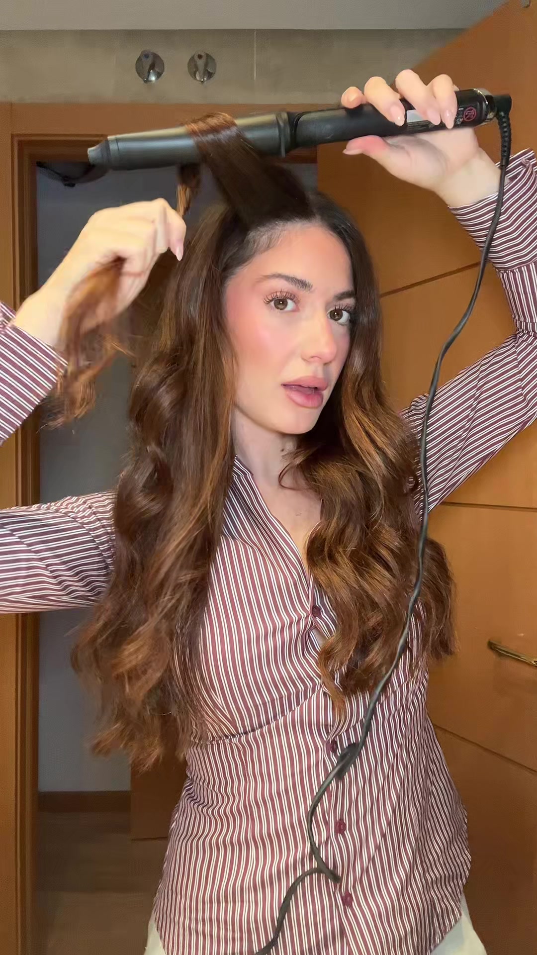 @Elisa